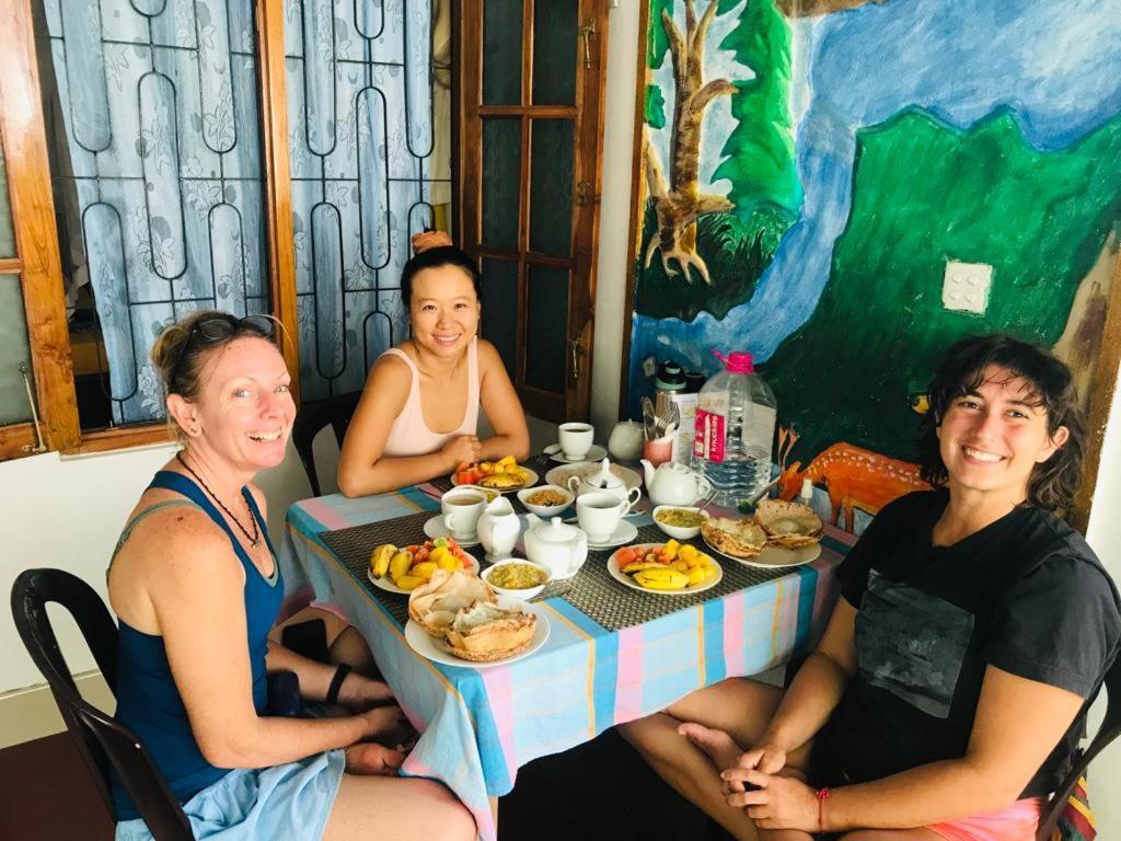 Nethmi Homestay & Restaurant Tangalle Εξωτερικό φωτογραφία