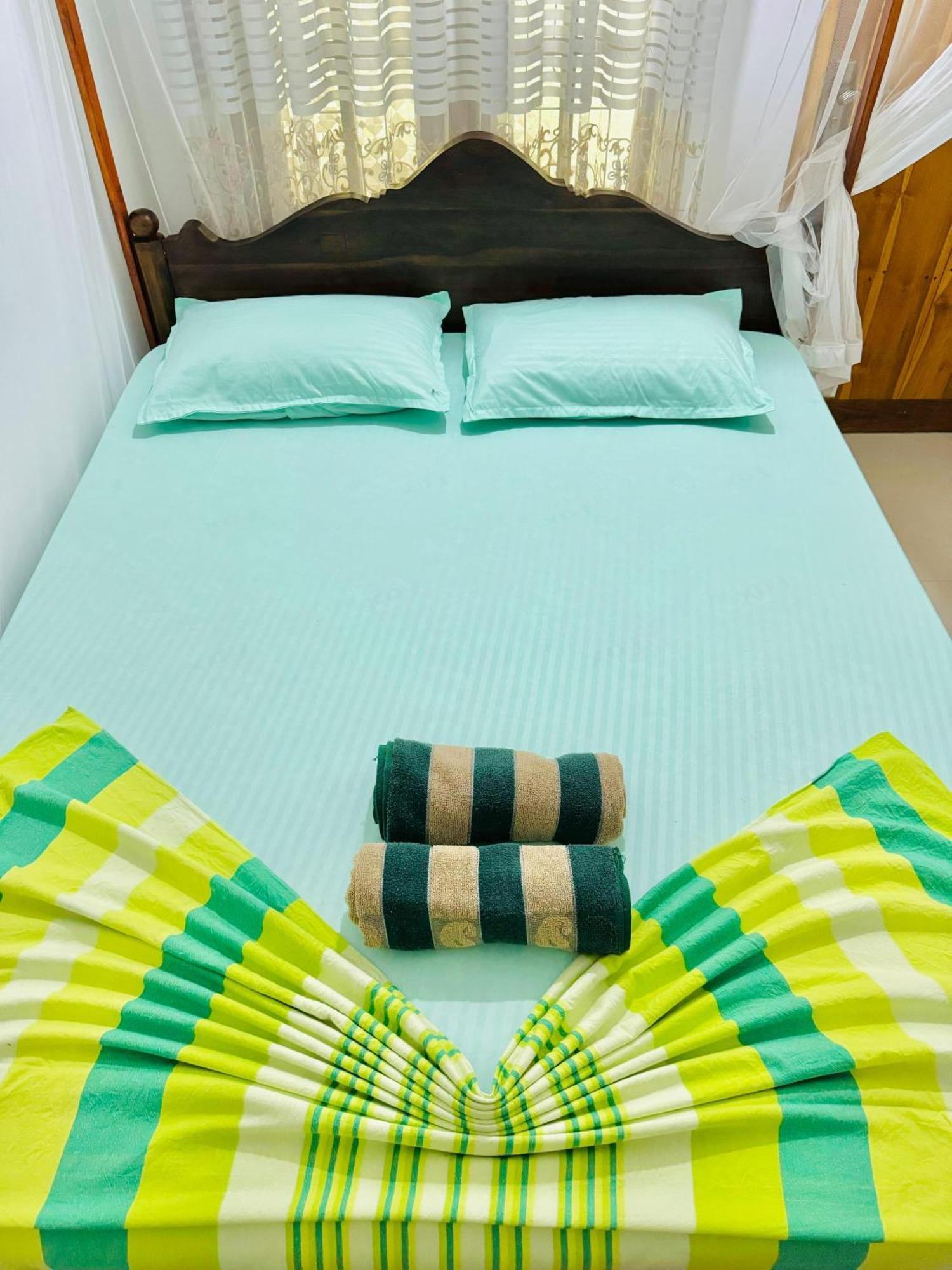 Nethmi Homestay & Restaurant Tangalle Δωμάτιο φωτογραφία