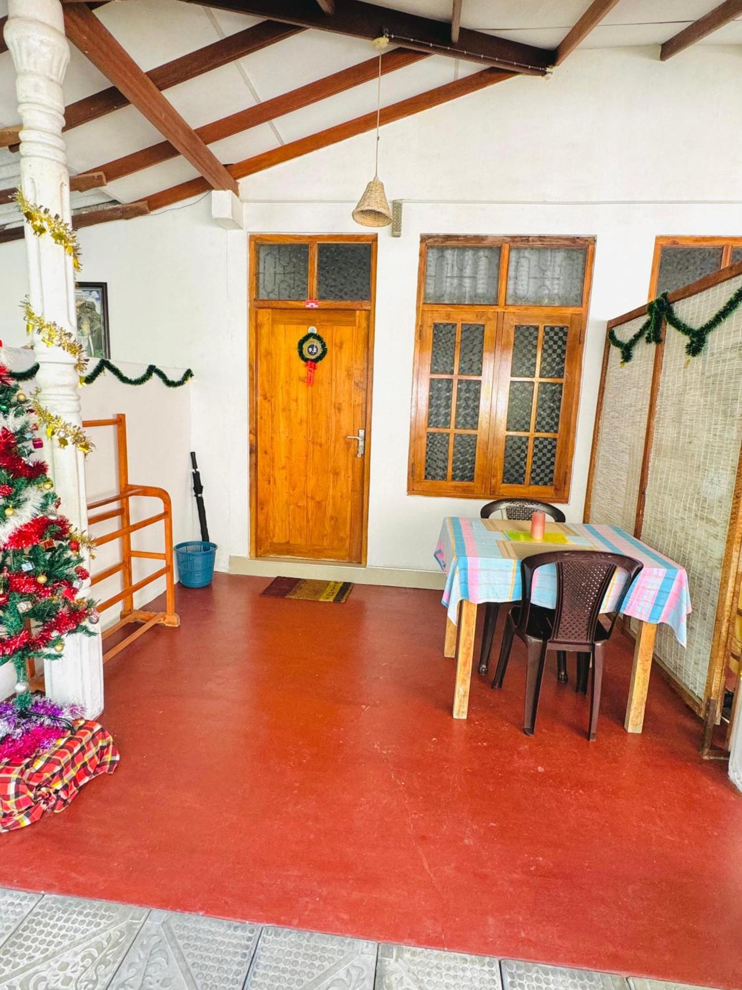 Nethmi Homestay & Restaurant Tangalle Δωμάτιο φωτογραφία