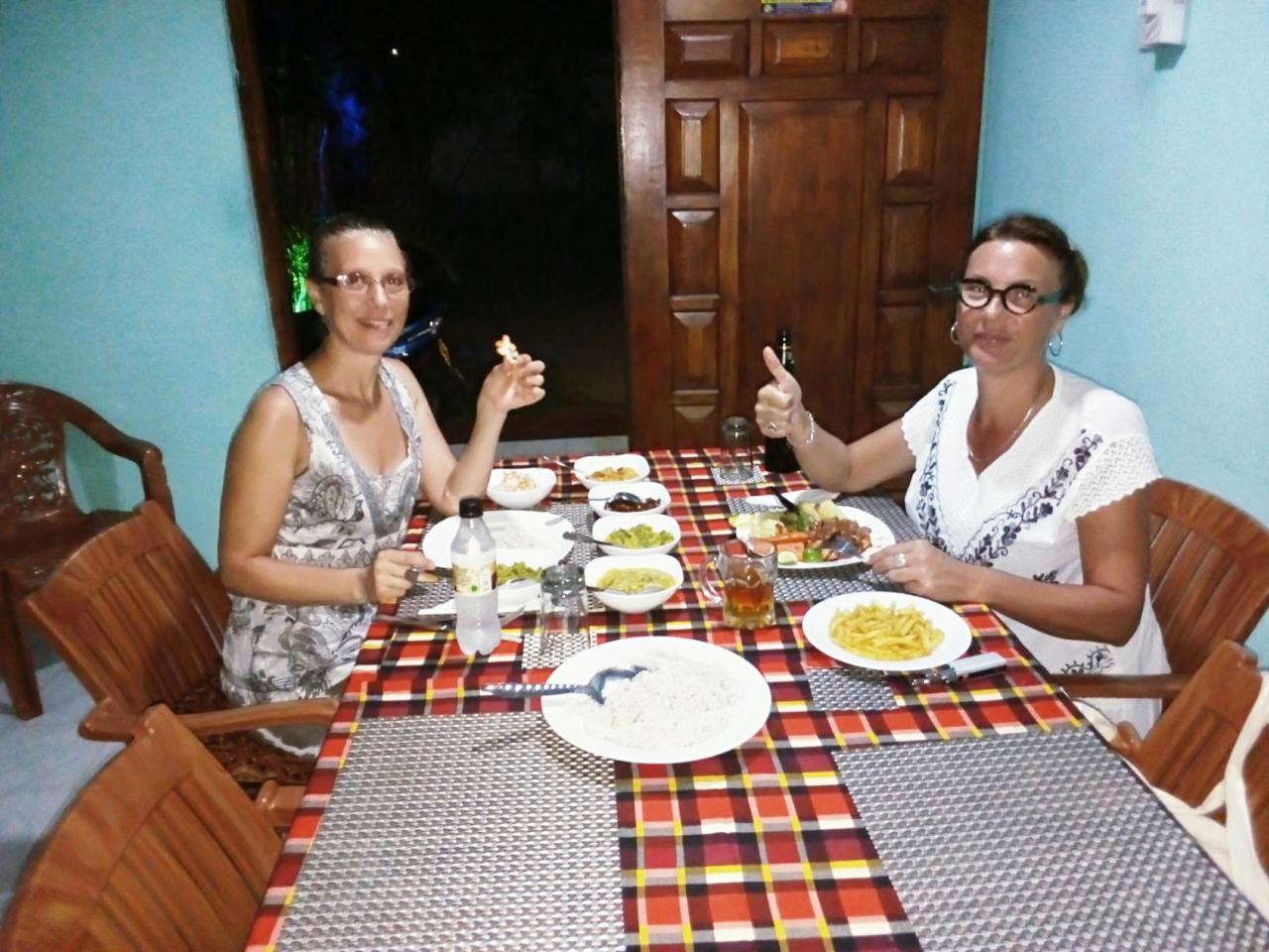 Nethmi Homestay & Restaurant Tangalle Εξωτερικό φωτογραφία